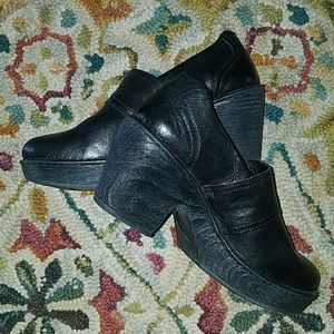 Born heeled loafer with stacked 3" heel